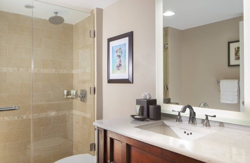 Historic Seaport Hotel | Family-Friendly Key West Resort with Private Beach on Duval St.