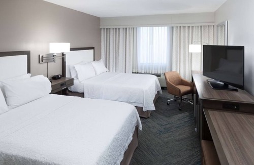 Downtown Fort Lauderdale Hotel | Family-friendly Stay | Free Breakfast | Outdoor Pool | Pets are Welcome
