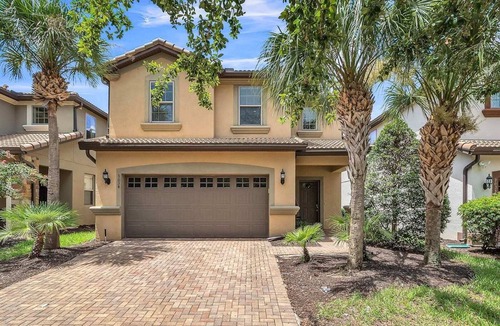 Four Corners Cottage | Family-friendly Villa w Pool, Hot Tub & Game Room