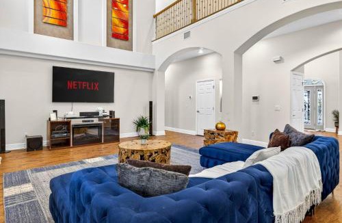 Brandon House | family house 5BR Heated Pool Home in Brandon - Pool Table