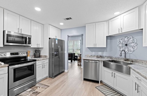 Navarre House | Family Oasis Stunning Private Pool Home