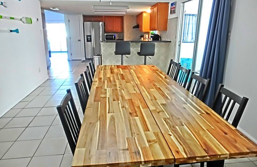 Weeki Wachee Gardens House | Family & Pet-Friendly Weeki Wachee Home w/Kayaks, Games & Firepit