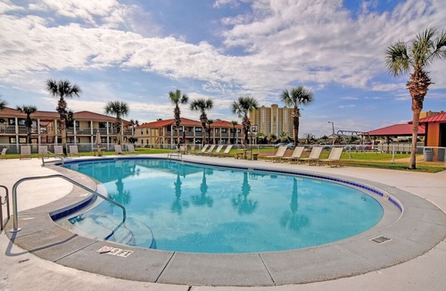 Panama City Beach House | Family Tropical Paradise! Gated / Across from Beach