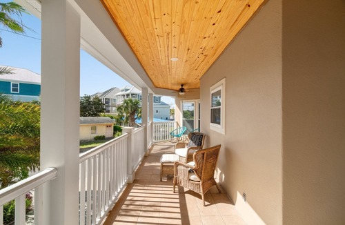 Kiska Beach House | Fantastic Location with GULF VIEWS, Steps to the Beach and Sleeps 14!