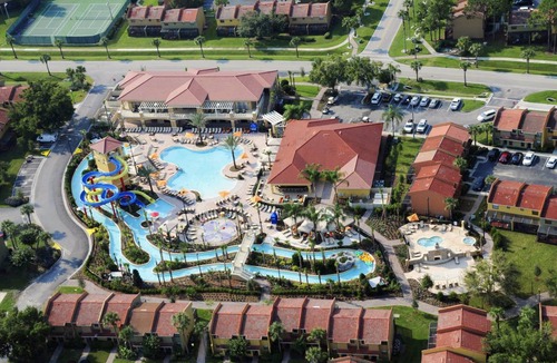 Kissimmee Condo | Fantasy World Resort - 2BR/Sleeps 6