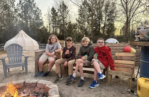 Tallahassee RV Rental | Farmstay Glamping AGRItourism retreat-HERSHEYS HUT-cows, chicks, goat, minihorse