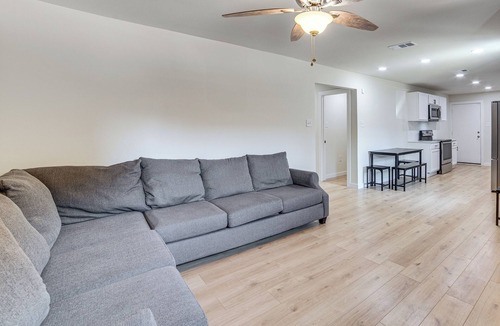 South Dallas - Fair Park Cottage | Fenced-in Yard: Home < 5 Mi to Dtwn Dallas!