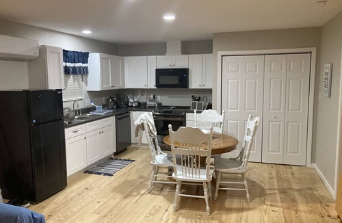 Atmore Cottage | Fern’s Cottage New Construction! A cozy place to relax.