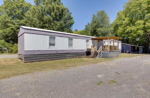 Langston House | Fish & Explore: Wooded Lake Guntersville Retreat