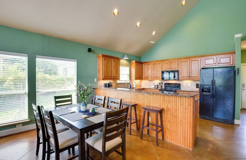 Seven Points House | Fish & Kayak: Tranquil Cedar Creek Home!