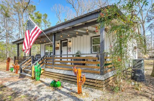 Brookeland House | Fish Sam Rayburn! Secluded Cabin w/Deck & Grill