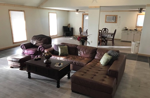 Delacroix House | Fishing camp in Reggio LA 5 minutes from hope dale and Delacroix