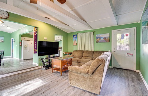Shoreline Park House | Fishing On-Site: Waterfront Home in Bay St Louis