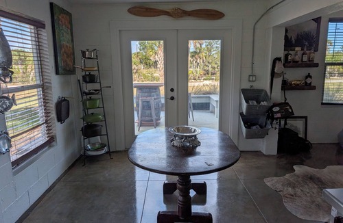 Bayport Cottage | Fla cracker " Bayport Reel Retreat"