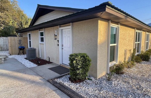 Bid-a-wee Beach House | Flip Flop Inn - Steps to Private Beach, 5-Star Comfort & Near Top Attractions