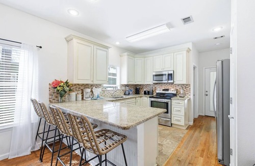Santa Rosa Beach House | Florida Cottage | Fenced yard| Serentiy Cottage | Hot Tub | Santa Rosa Beach