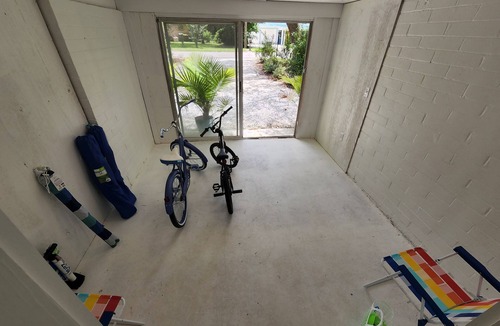 Fort Walton Beach House | Florida Sunshine @ The Pineapple by the Bay House Beach & Downtown FWB!
