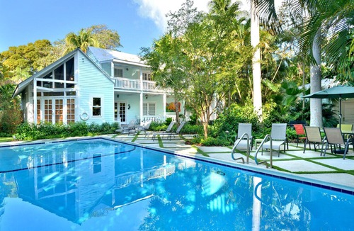 White Street Gallery District Villa | Flower Power House ~ Boho Beautiful