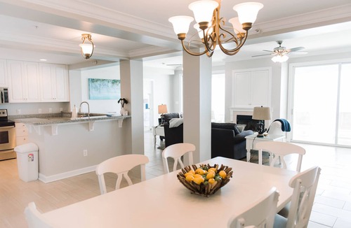 Silver Sands Beach Condo | For Stunning Gulf Views And Evening Sunsets #1322 Is Your Home Away From Home.