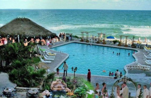 Galt Mile Condo | Fort Lauderdale Beach Escape - Pool, Tiki Bar & Beach Access