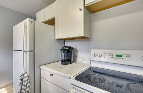 Maravilla Apartment | Fort Myers Escape Near Downtown & Beach w/Parking
