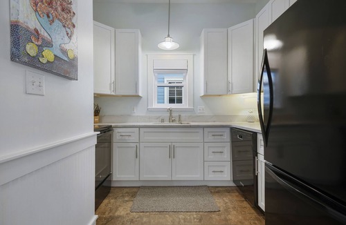Seaside House | Four Porches and Private Tower in Seaside, FL + 2 Adult Bikes!