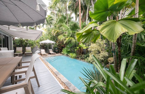 Old Town House | "Frangipani" is a tropical luxurious home in desirable Casa Marina neighborhood.