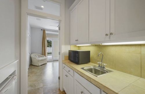 Frangista Beach House | Frangista Jewel - Pet Friendly Luxury Vacation Home Near the Beach with Secluded Pool & Ocean Views