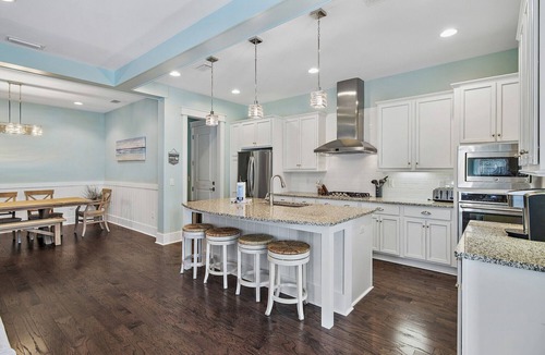 Santa Rosa Beach House | FREE Brand new 6-Seat Golf Cart, Bikes! Somervilla at Naturewalk! Pickleball Courts, Heated Pool!