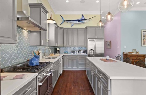 South 7th Ward Apartment | Freestanding 4BD/3BA Classic NOLA House w Backyard