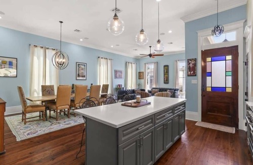 South 7th Ward Apartment | Freestanding 4BD/3BA Classic NOLA House w Backyard