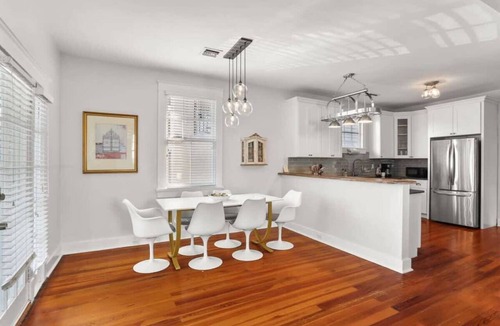 Esplanade Ridge Apartment | Freestanding, Bayou St John Luxury cottage!