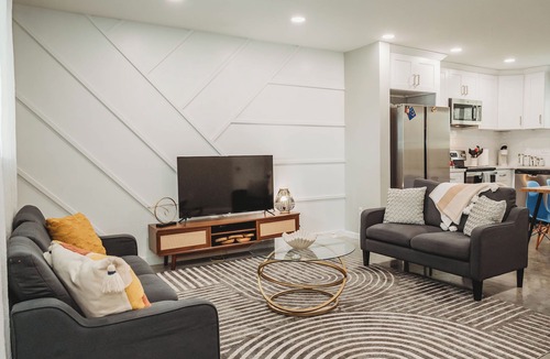 Freetown - Port Rico House | Freetown Blueplex Downtown Unit A 2br/2.5ba