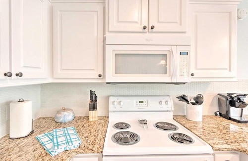 Holiday Isle Apartment | Freshly Renovated Condo Short Stroll to Beach