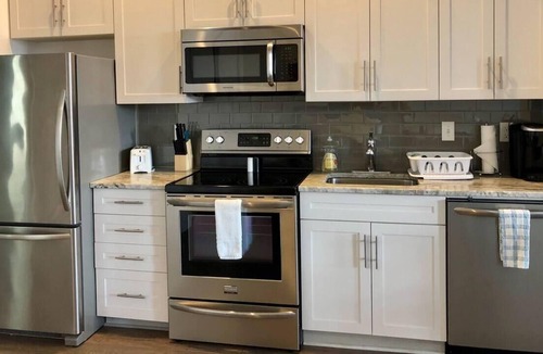 Historic Ybor Apartment | Frontdesk | Stunning Studio in Ybor City