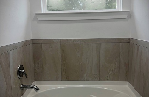 Denham Springs House | Fully finished 3bedroom 2 bath townhome!