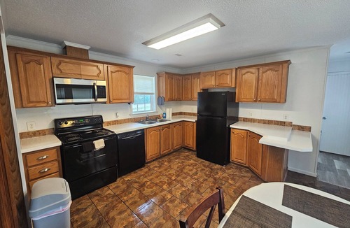 Voth House | Fully Furnished 3 Bedroom w/Utilities #26