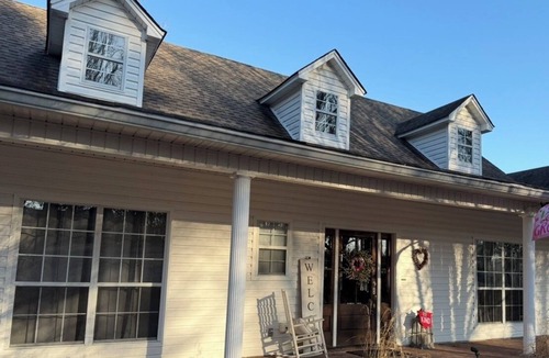Tupelo House | Fully Furnished 3BR Home, Utilities Included Quiet + Move-In Ready.