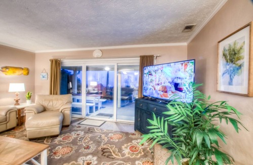 Laguna Beach Estates House | Fun Home! 3BD 3BA, On The Sand!