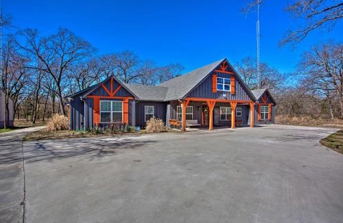 Quinlan House | Game Room + Lake Tawakoni Access: Family Getaway!