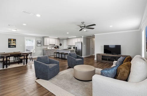 Roseland Terrace Historic District House | Garden District Luxury Oasis-Private Garage