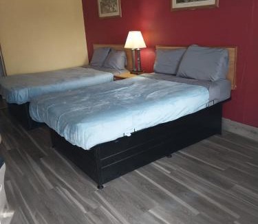 Jackson Apartment | Gated 2 Queen Beds Hotel Room 111