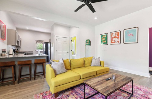 Main Street Historic District Apartment | Geaux Tigers! - 1BD Apartment, Ground Floor
