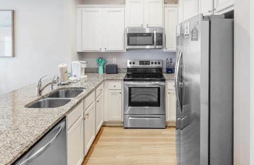 Thomas Drive House | Getaway at the Hathaway