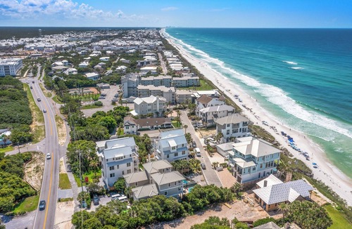 Seacrest House | "Getaway on Green" South of 30A Walk to Beach Private Heated Pool Elevator Bikes