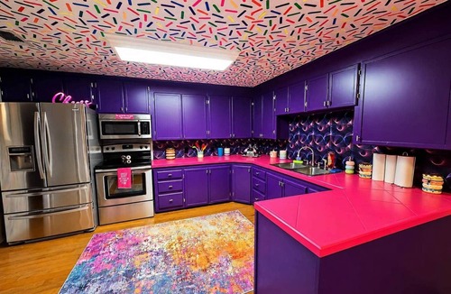 Lone Star House | Girls Just Wanna Have Fun