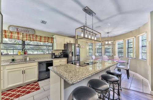 Avon Park House | Golf Course Home with Heated Saltwater Pool near Lake Lotela - Fairway to Heaven