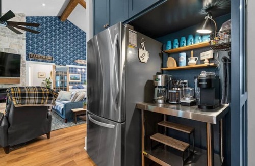 Hot Springs Village House | Golf Front, Putting Green, Tree Top Views