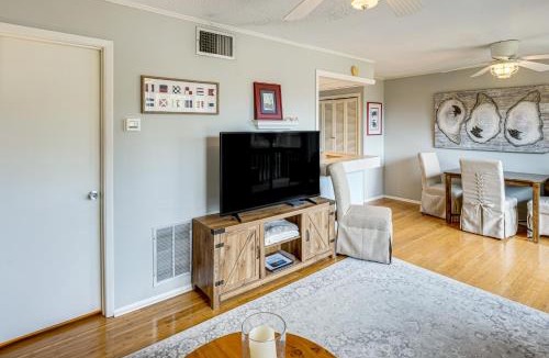Diamondhead House | Golfer's Getaway! Modern Diamondhead Condo