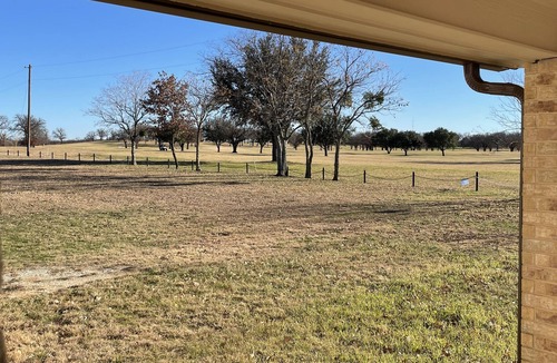 Bowie House | GOLFERS⛳️GETAWAY! 2/2 home on Twisted Oaks golf course, within minutes of lake